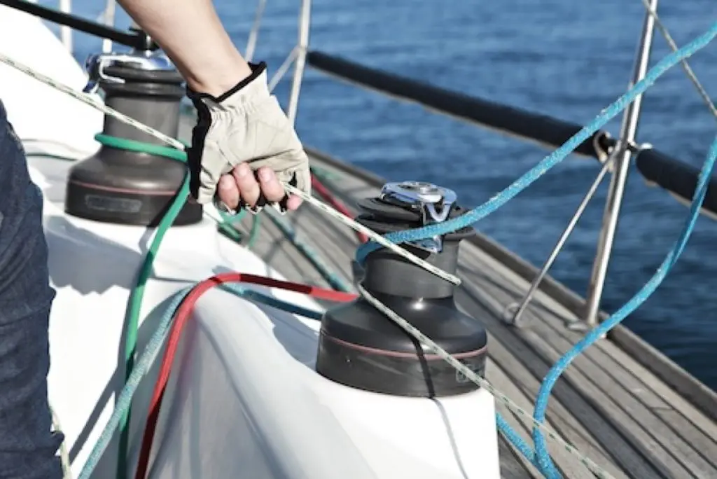 brighton-boating-learn-to-sail-powerboat-boat-day-trips-fro-brighton-marina-42