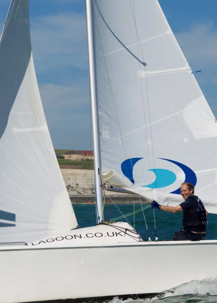 dinghy_sailing_brighton