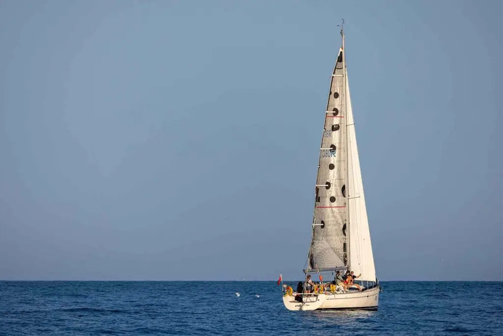 yacht_in_sail_brighton