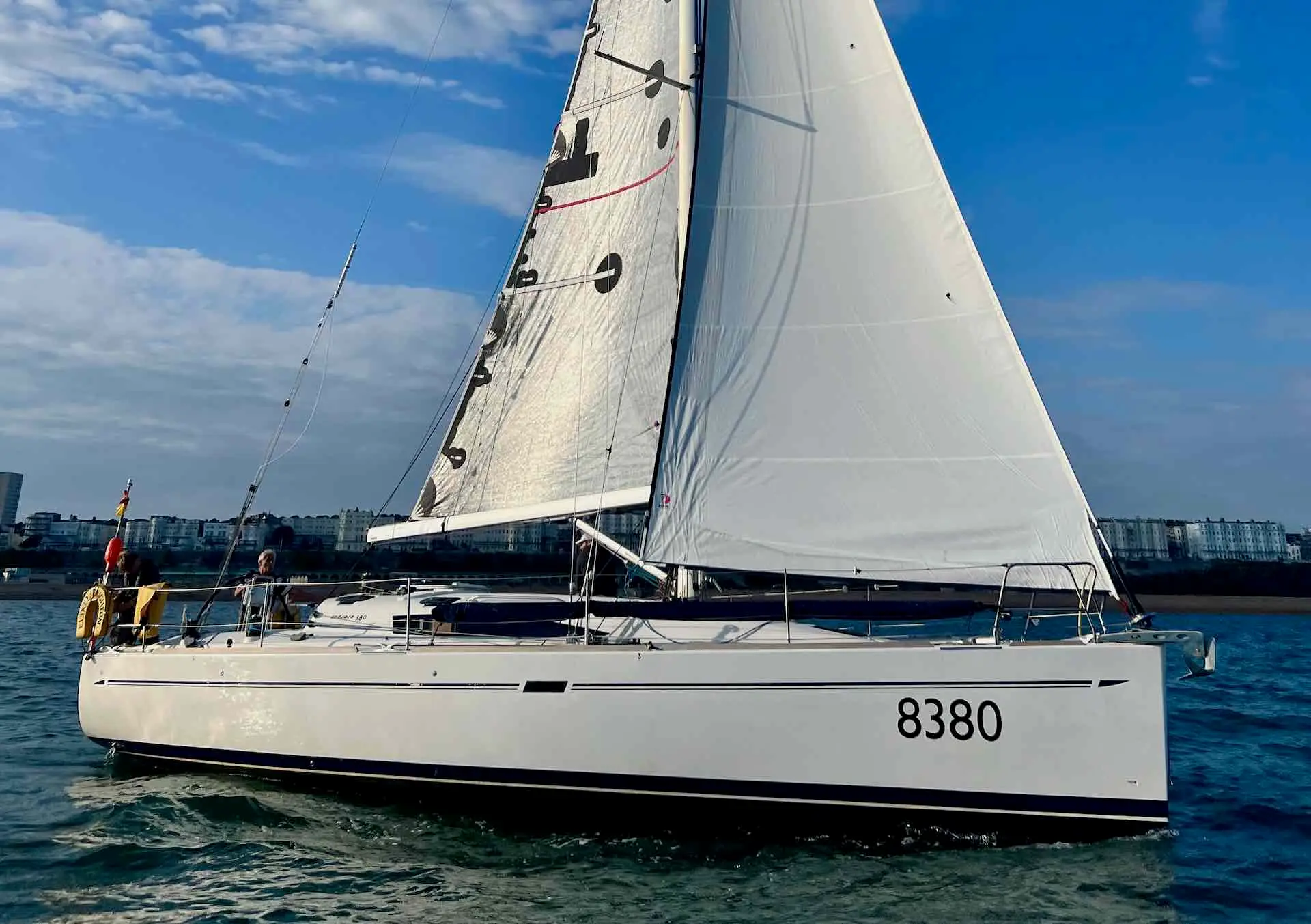 yacht_sailing_course_brighton